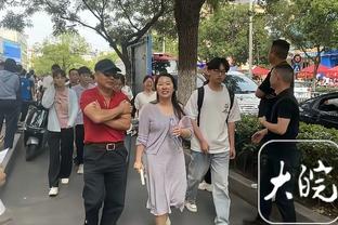 斯基拉：拜仁和热刺关注亚特兰大19岁中卫斯卡尔维尼